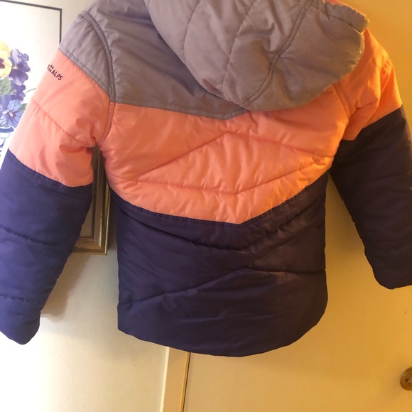 4-sale Swiss Alps Insulated Parka - 611 $30 or $25 w/offer - Picture 4 of 8